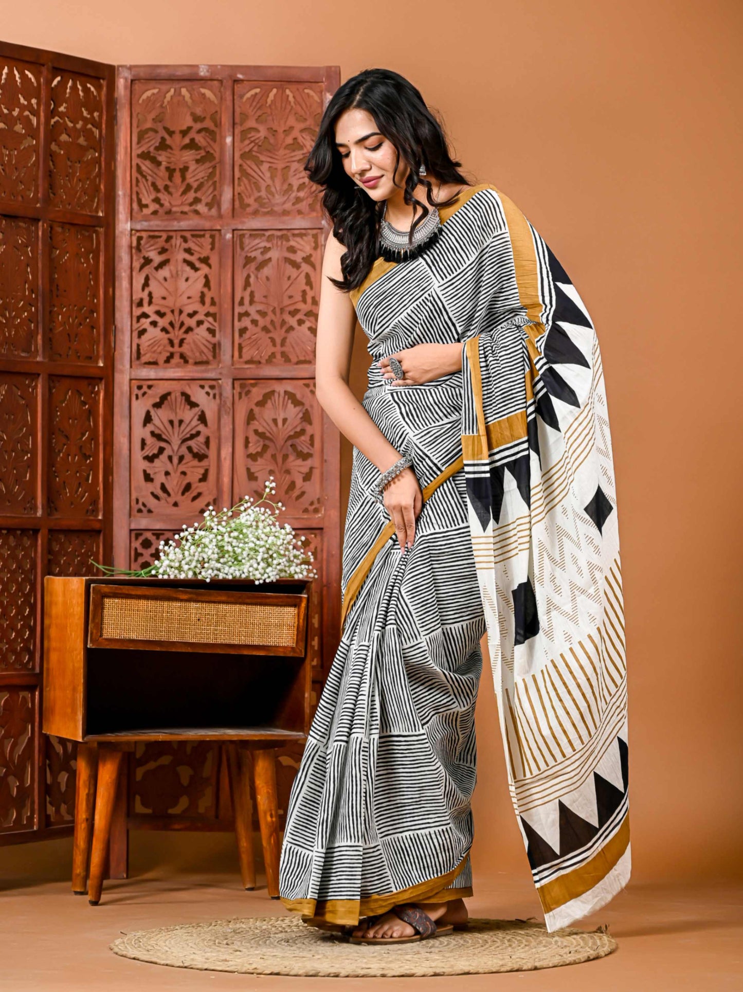 Woven Cotton Saree with Motifs and Matching Blouse